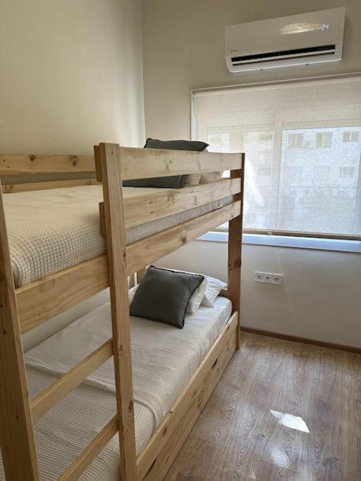 Apartment Comfortable In Center With Private Parking Garage Málaga