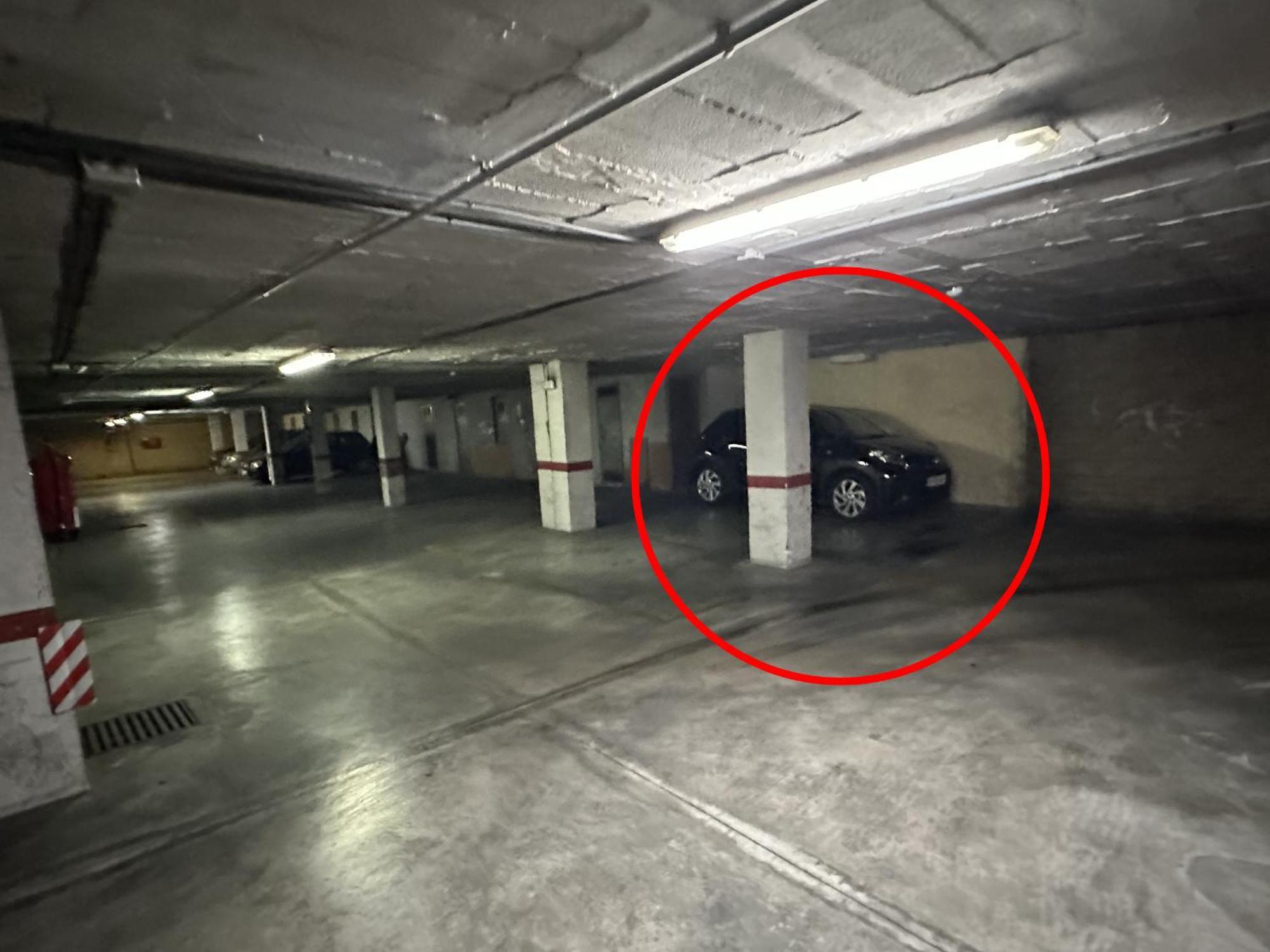 Comfortable In Center With Private Parking Garage Apartment Málaga